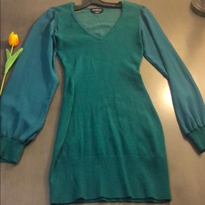 Medium size green Bebe dress.